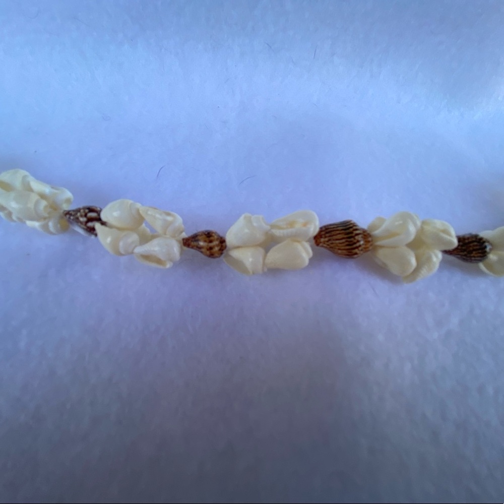Retro shell necklass - Picture 2 of 3